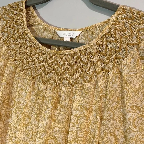 LC Lauren Conrad yellow and gold Blouse Size S - Picture 2 of 3